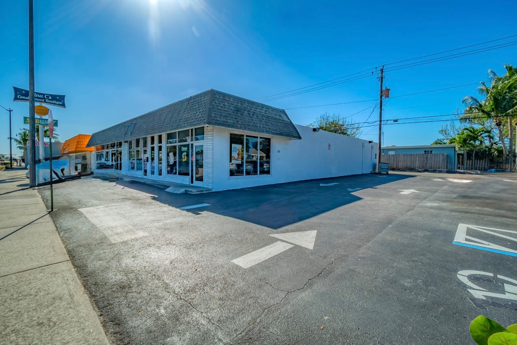 6405 S. Dixie Highway Plaza